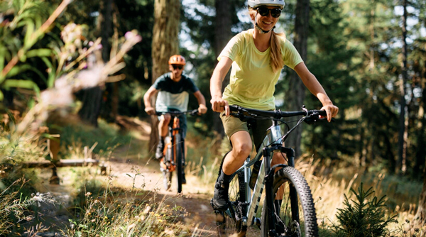 Os benefícios de andar de bicicleta: melhorando sua saúde e bem-estar