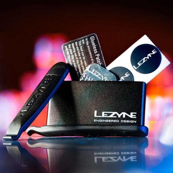 Levacopertoni lezyne Caja Display 24 Lever Kit Usa