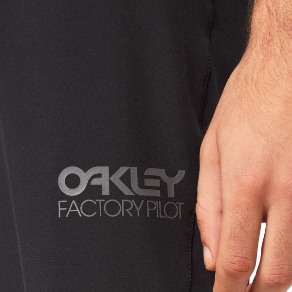 Pantalón oakley corto Factory Pilot Lite