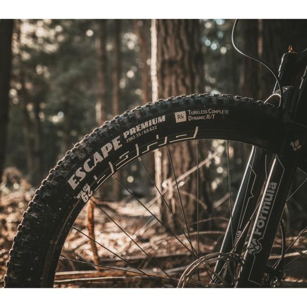 Pneumatika good year Escape Ultimate 27,5 x 2,6 Tubeless Complete