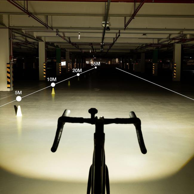 Vorderlicht Giant Recon Hl 2600