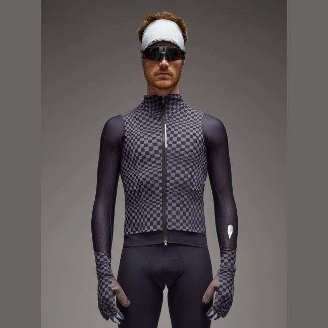 Q36-5 Vest Dottore Hybrid Vest