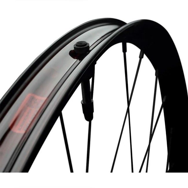 Roue arrière race face Aeffect R 30 27.5