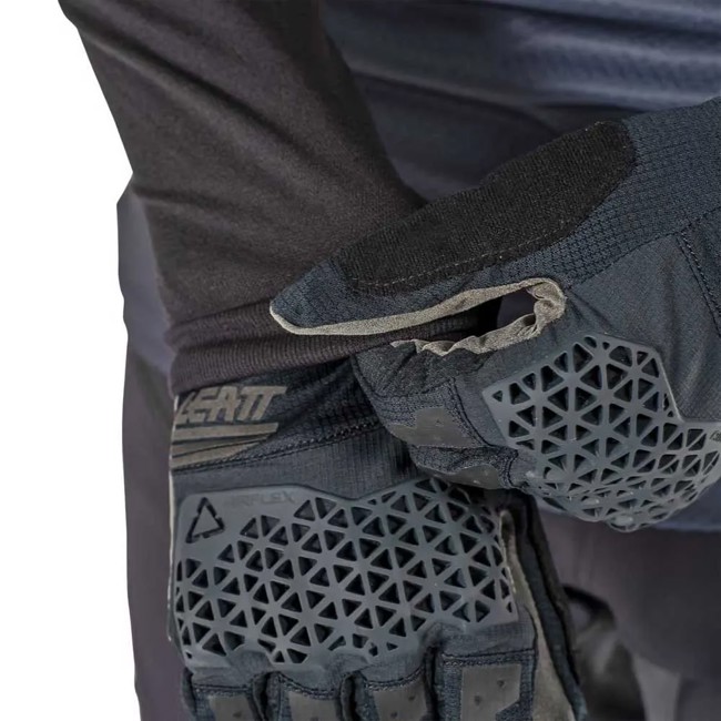 Langärmeliges T-shirt Leatt Gravity 5.0