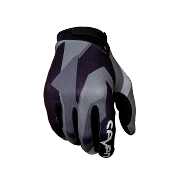 Seven Gloves Annex Raider