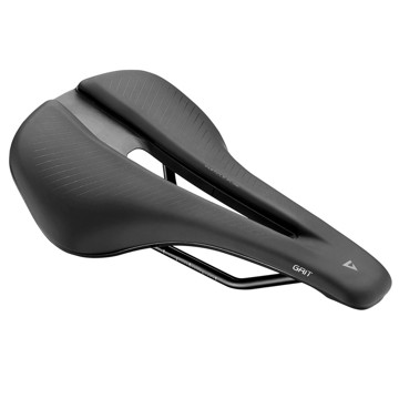 Sedlo GIANT Grit
